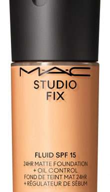 MAC Studio Fix ​Fluid 24HR Matte Foundation + Oil Control SPF 15 Устойчивая тональная основа с матовым финишем | NC25​