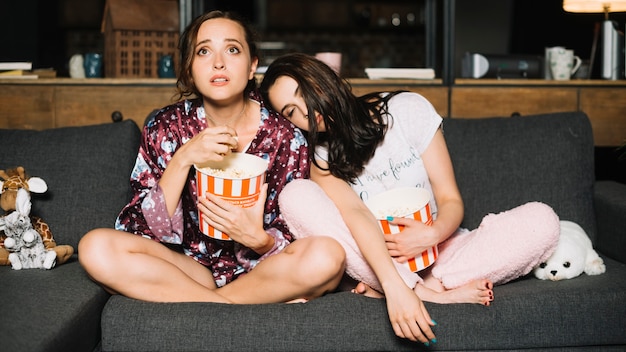 Netflix усложняет использование чужих аккаунтов