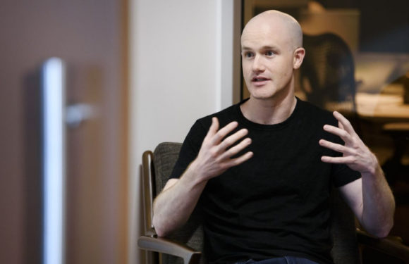 Глава Coinbase не согласен с обвинениями в провале законопроекта CLARITY