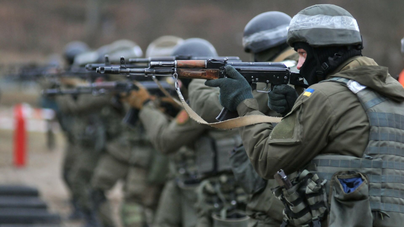 Украинские силовики обстреляли из минометов село на юге ДНР